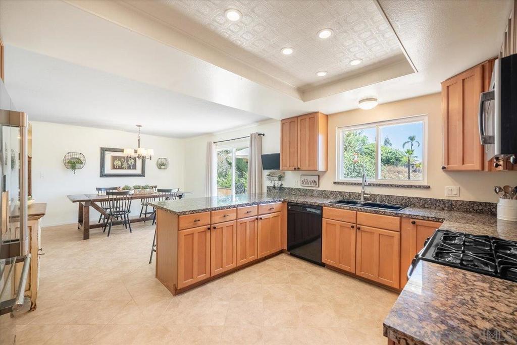 2650 Sunset Hills