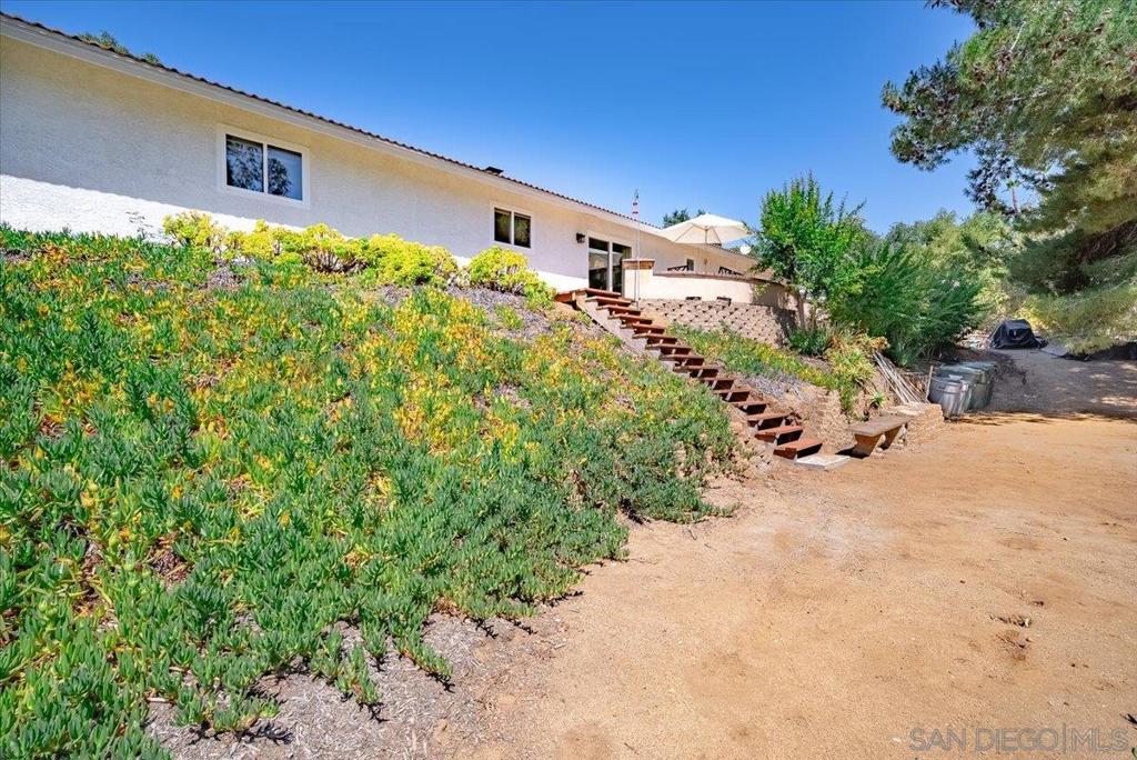 2650 Sunset Hills