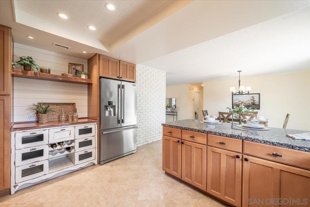 2650 Sunset Hills