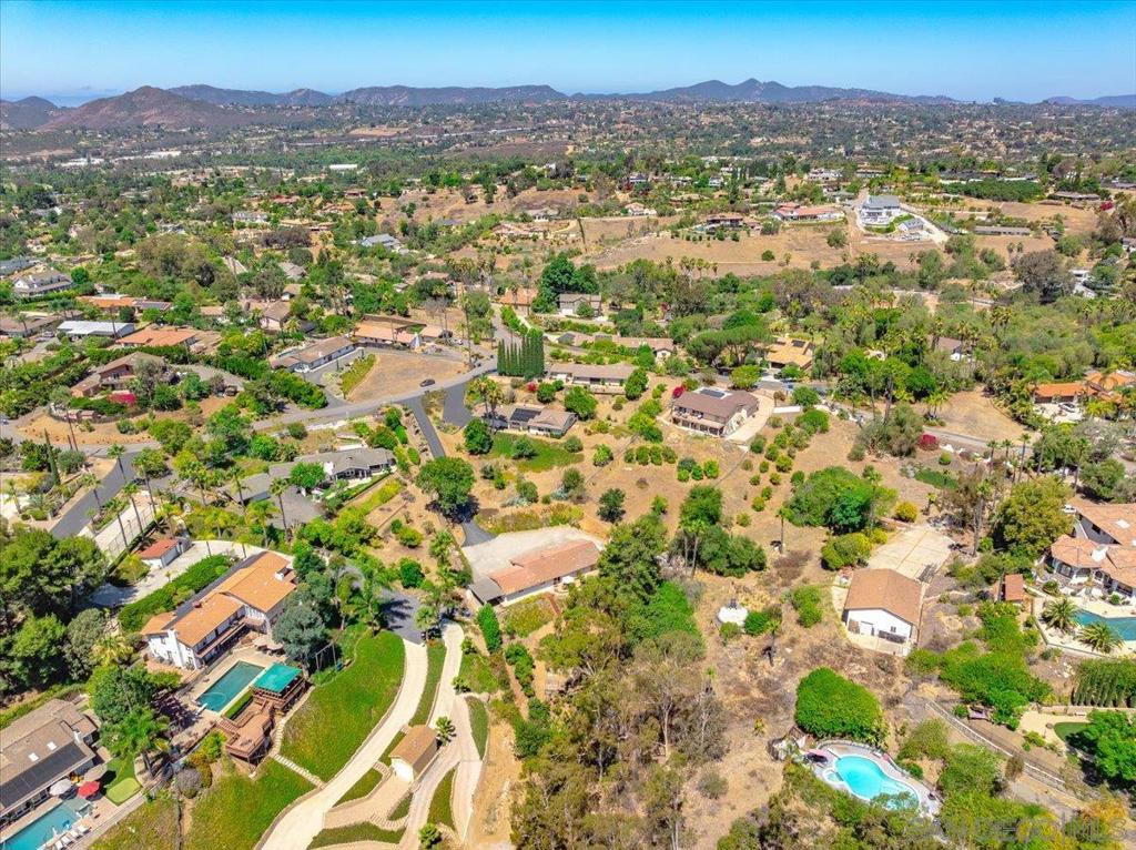 2650 Sunset Hills