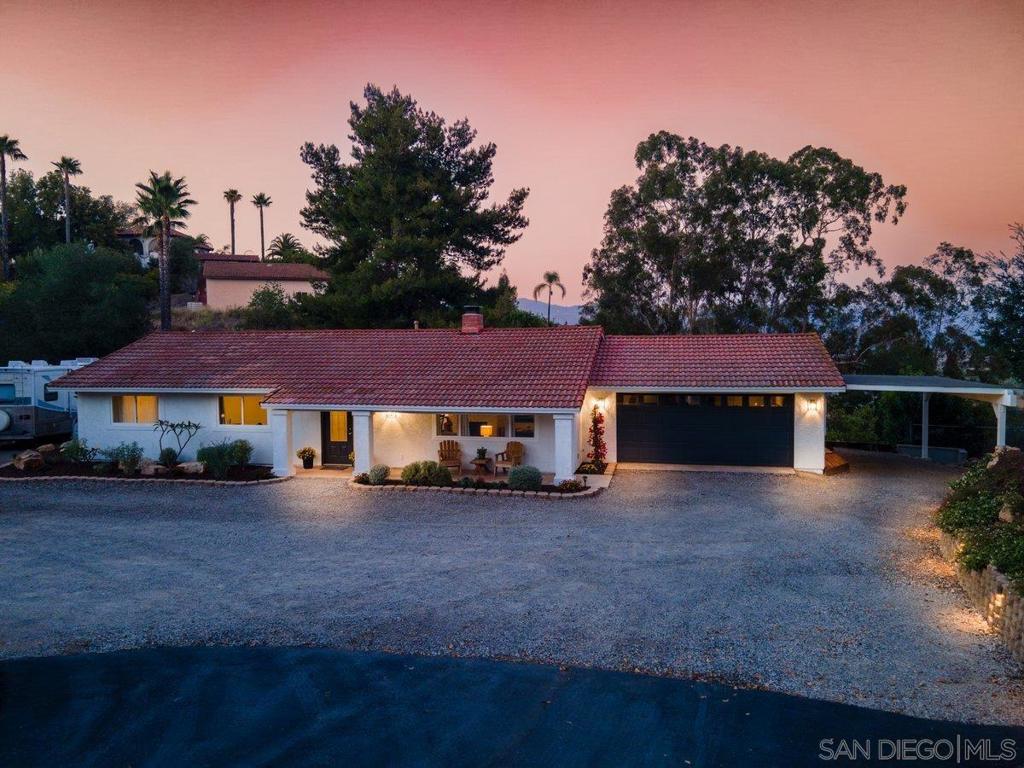 2650 Sunset Hills