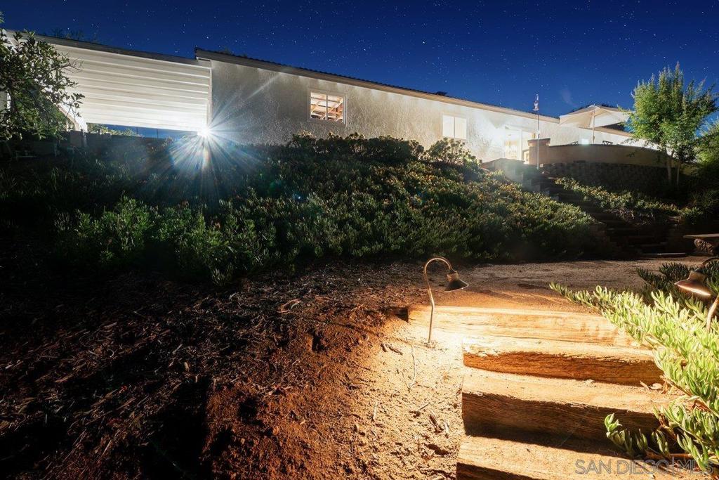 2650 Sunset Hills