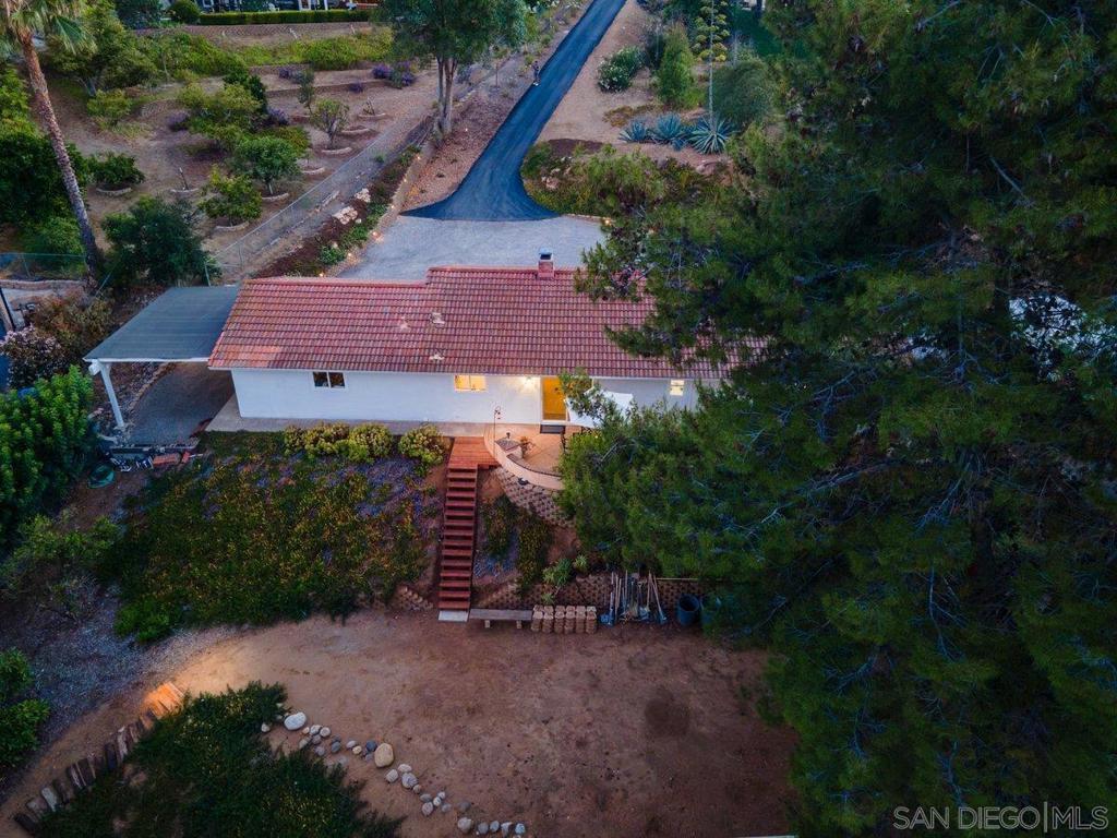 2650 Sunset Hills