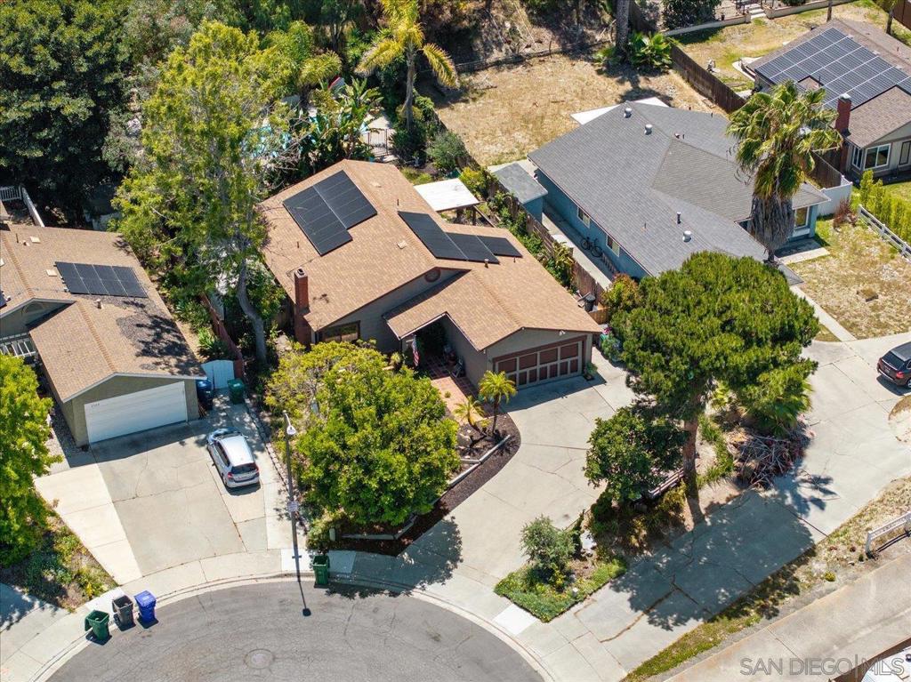 2337 Fallingleaf