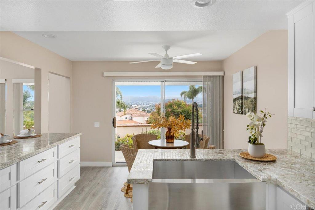 1250 Rue Saint Martin