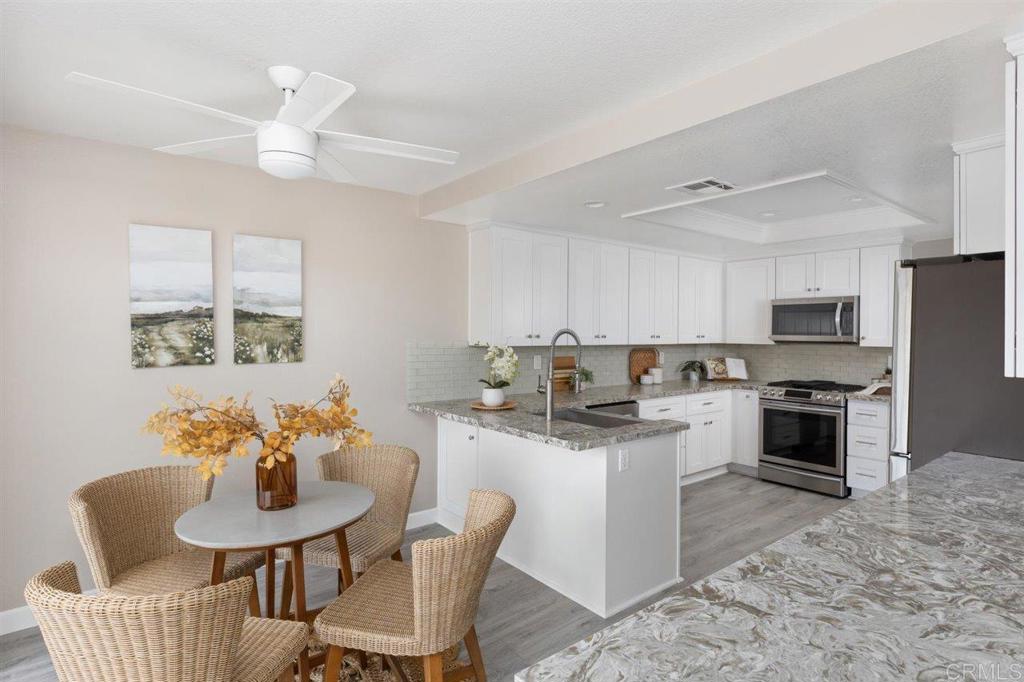 1250 Rue Saint Martin