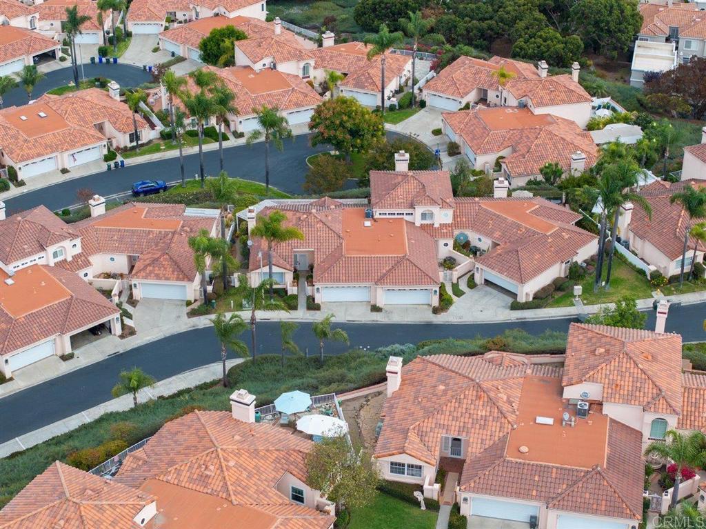 1250 Rue Saint Martin