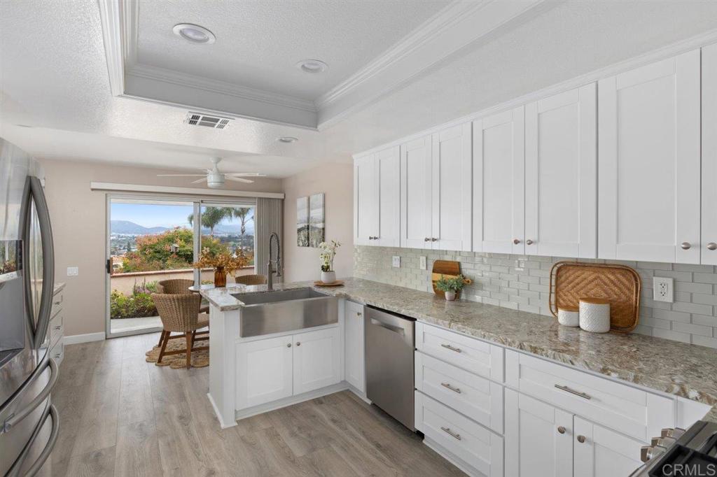 1250 Rue Saint Martin