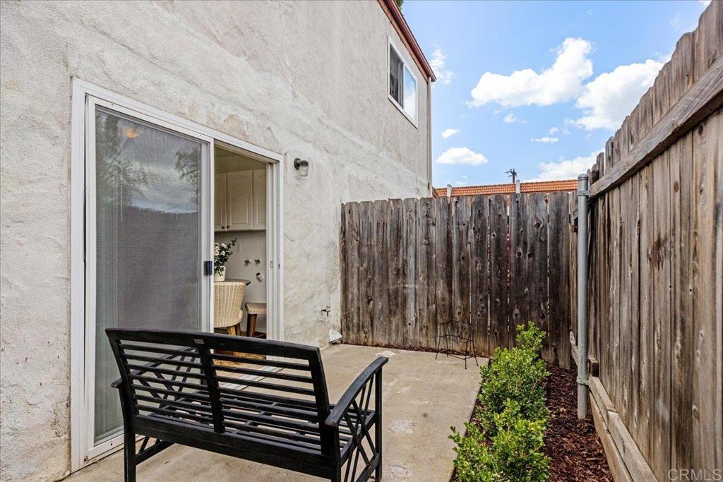 888 Cherrywood Way 20