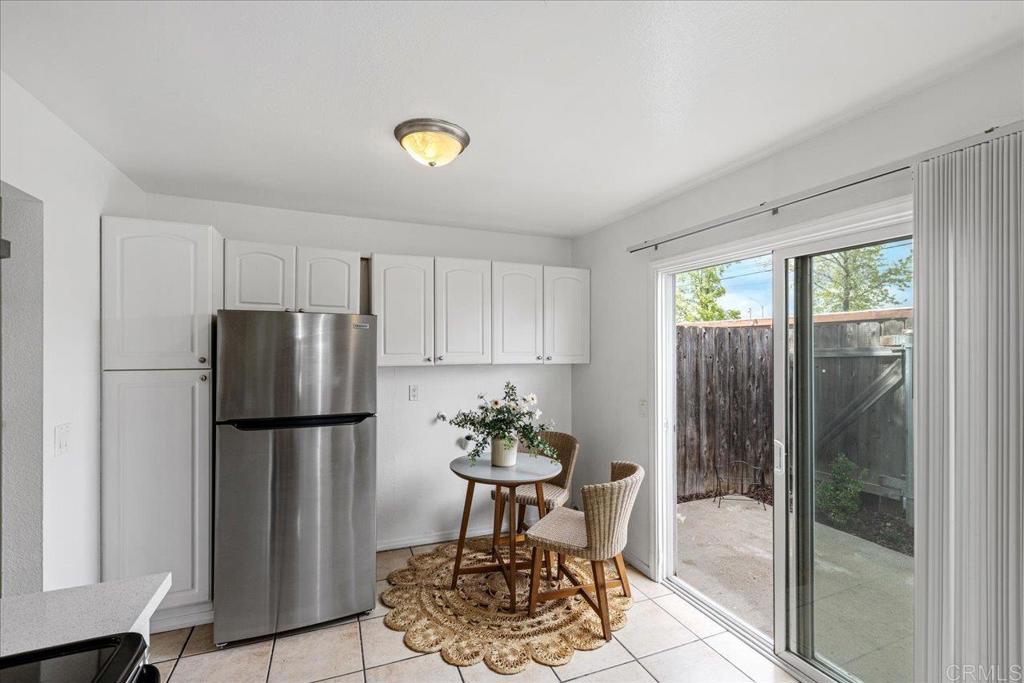 888 Cherrywood Way 20