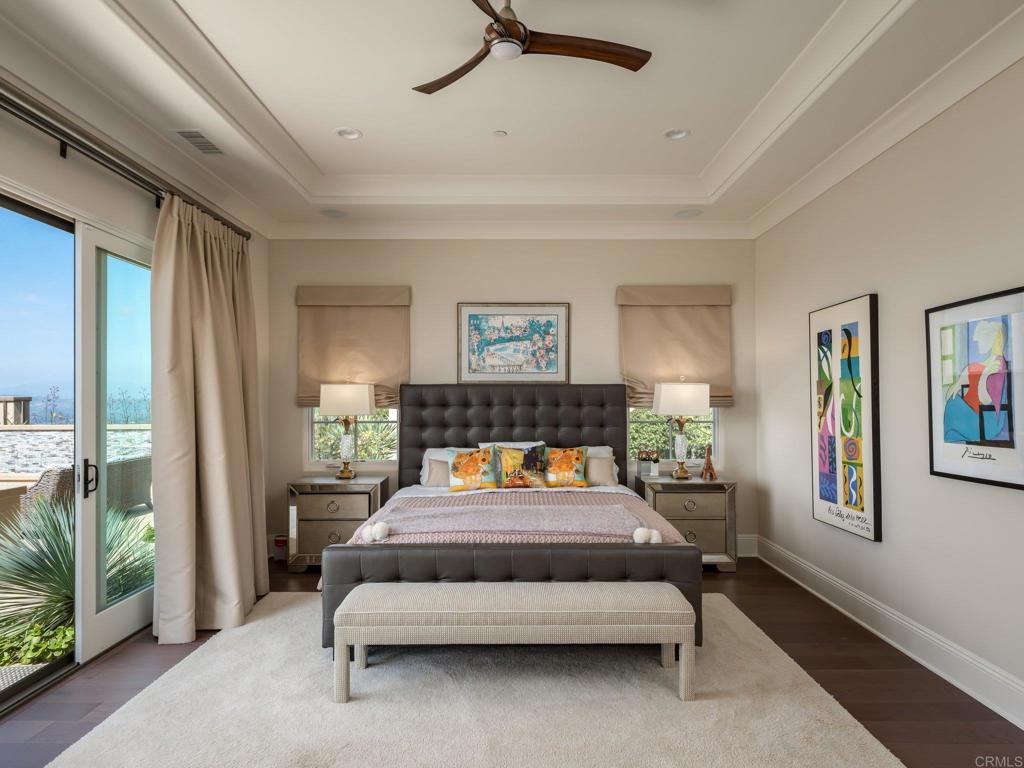 8784 Avenida Mirador