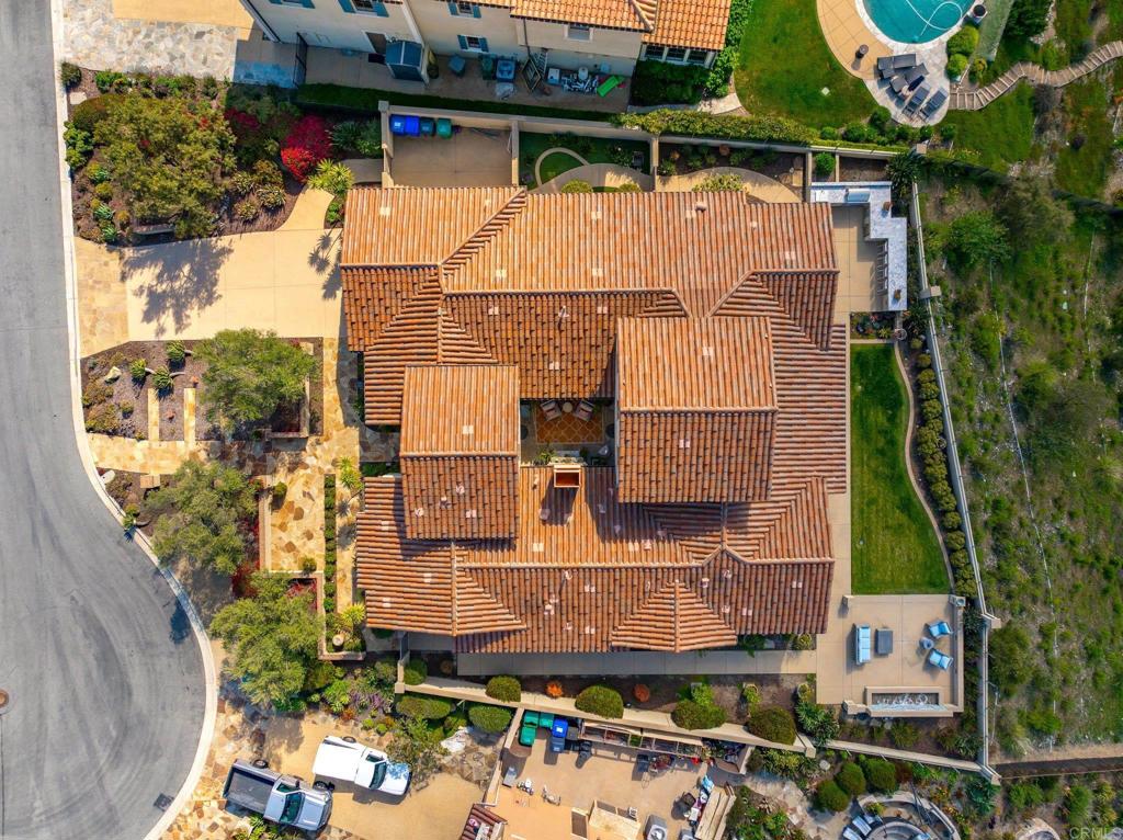 8784 Avenida Mirador