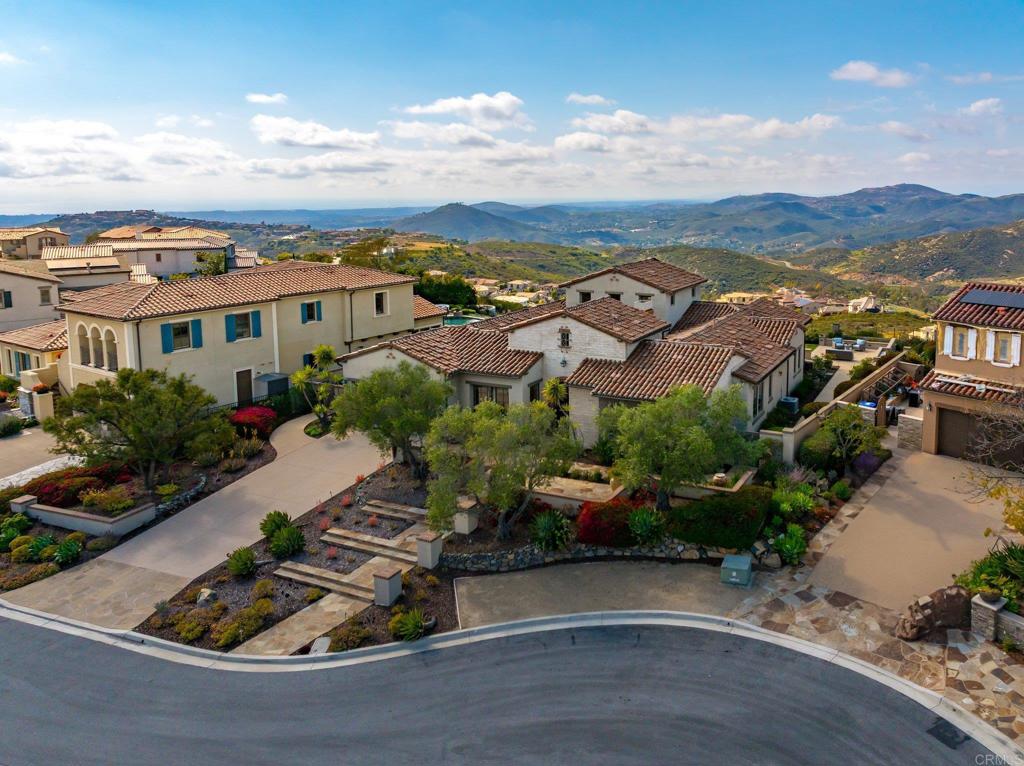 8784 Avenida Mirador