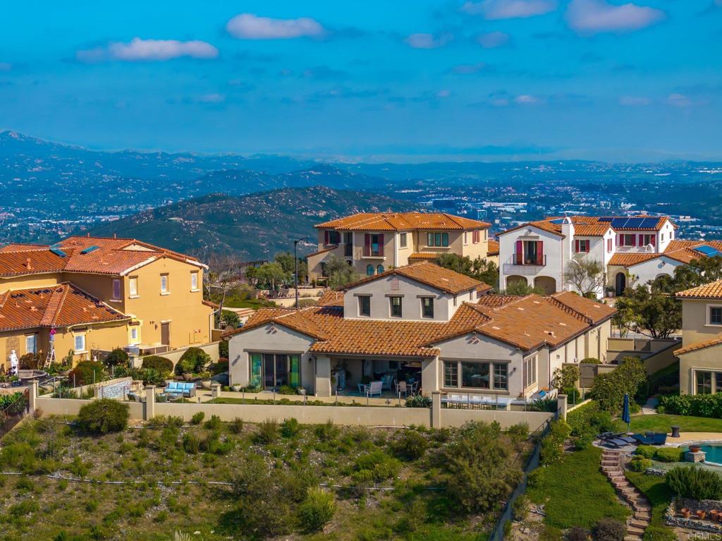 8784 Avenida Mirador