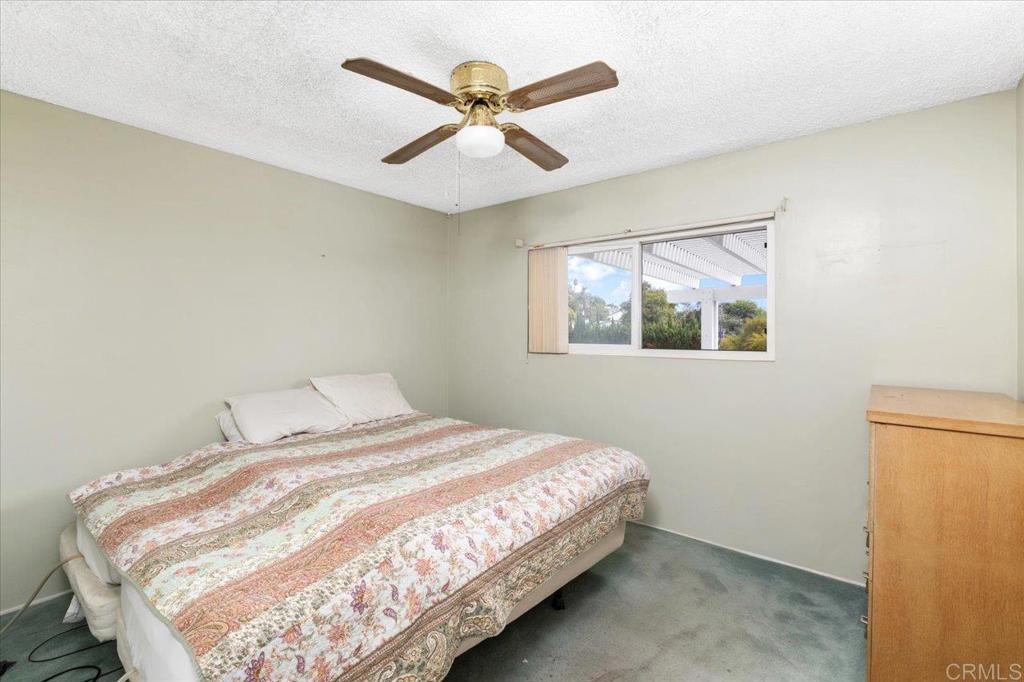 1569 Robyn Road