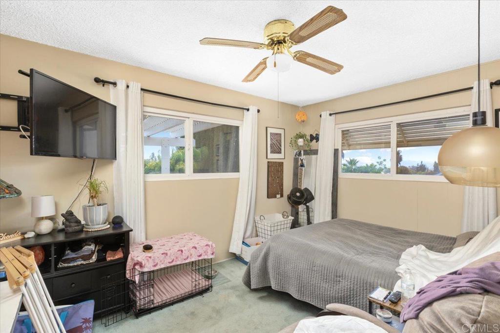 1569 Robyn Road