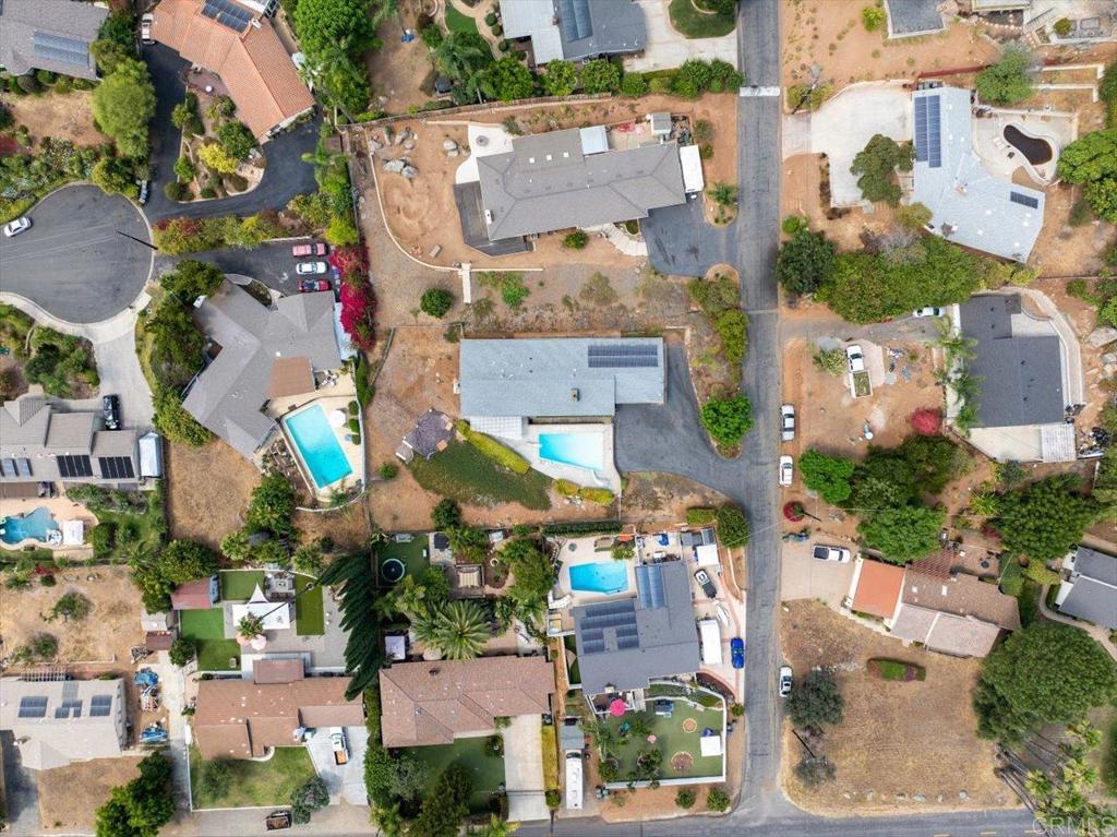 1569 Robyn Road