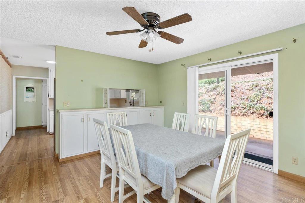 1569 Robyn Road