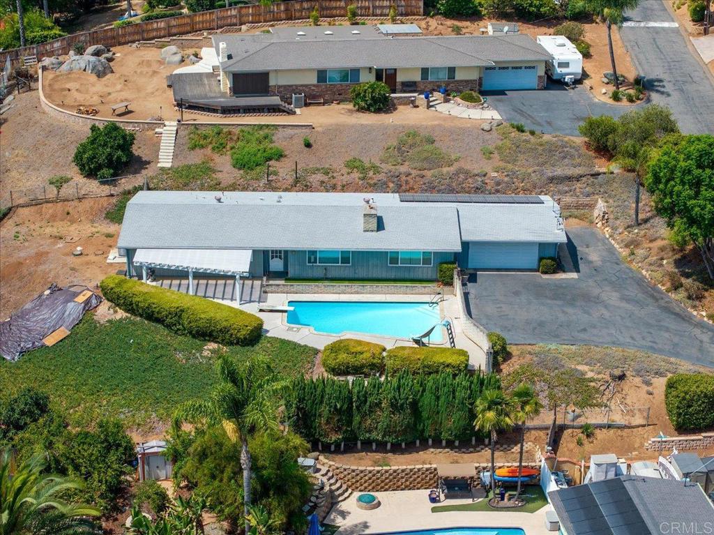 1569 Robyn Road