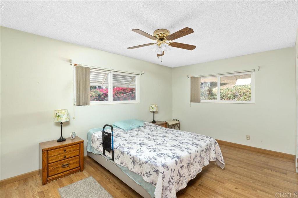 1569 Robyn Road