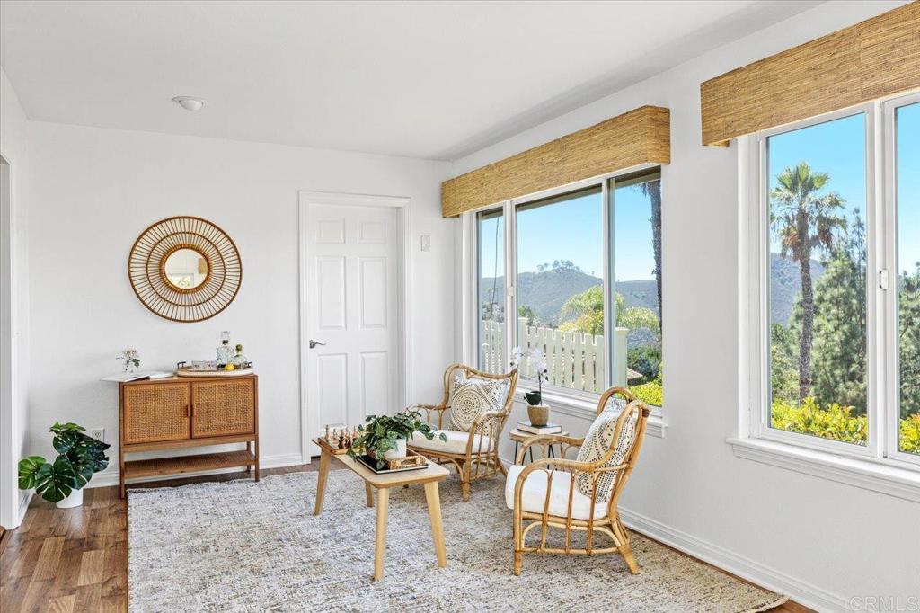 3439 Via Loma Vista
