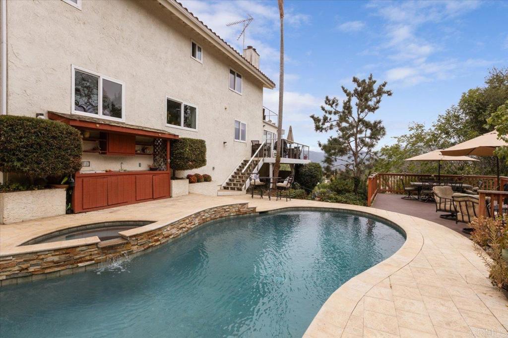 3439 Via Loma Vista
