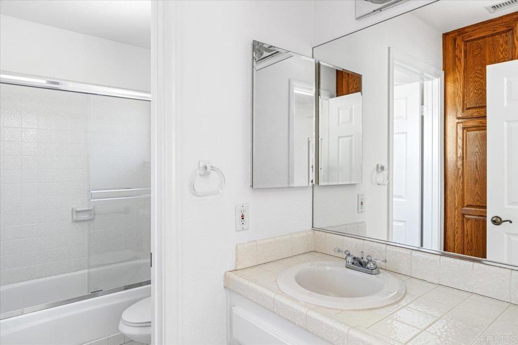 3439 Via Loma Vista