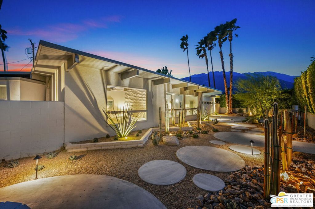 1155 E Paseo El Mirador