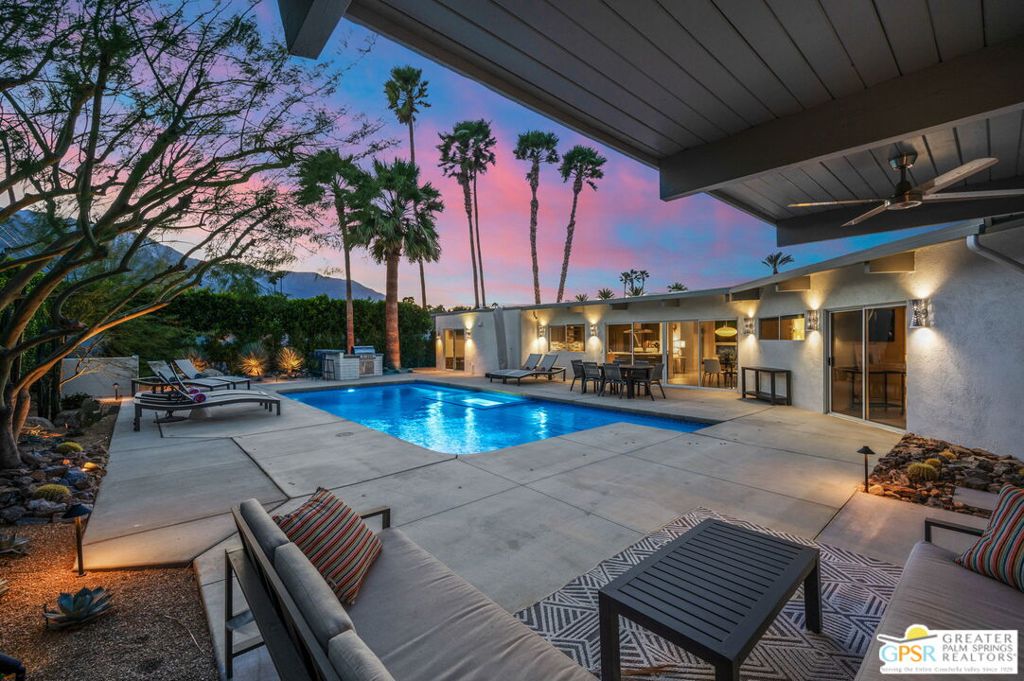 1155 E Paseo El Mirador