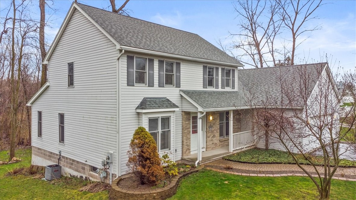 3242 Leeward Circle