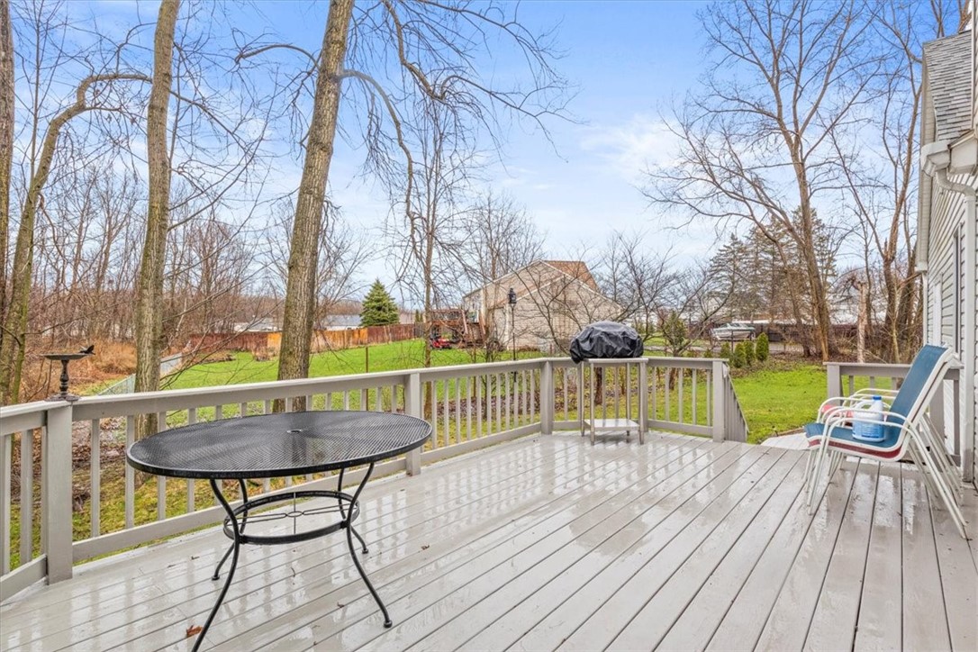 3242 Leeward Circle