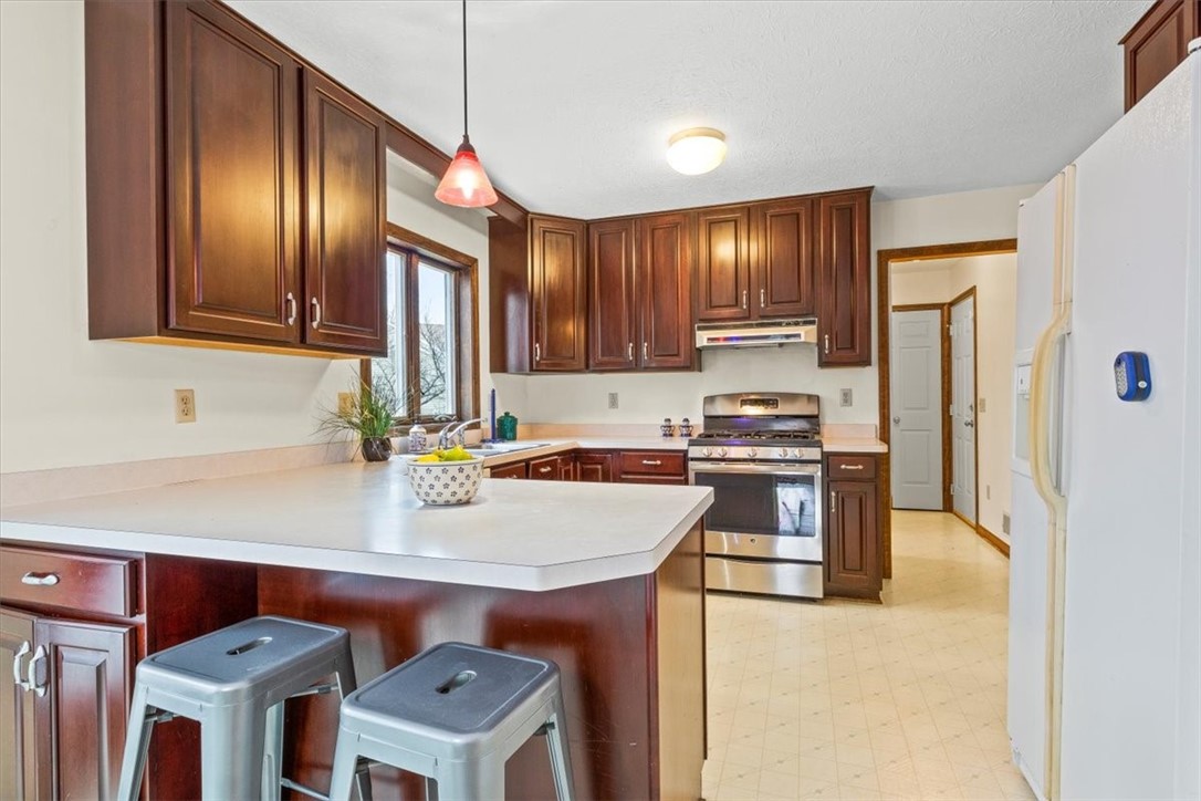 3242 Leeward Circle
