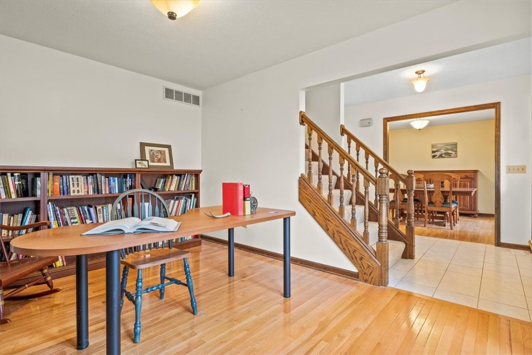 3242 Leeward Circle