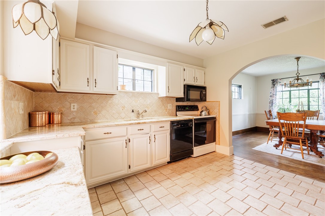 22 Rhinecliff Drive