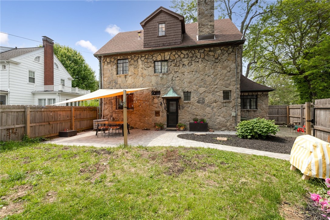 22 Rhinecliff Drive