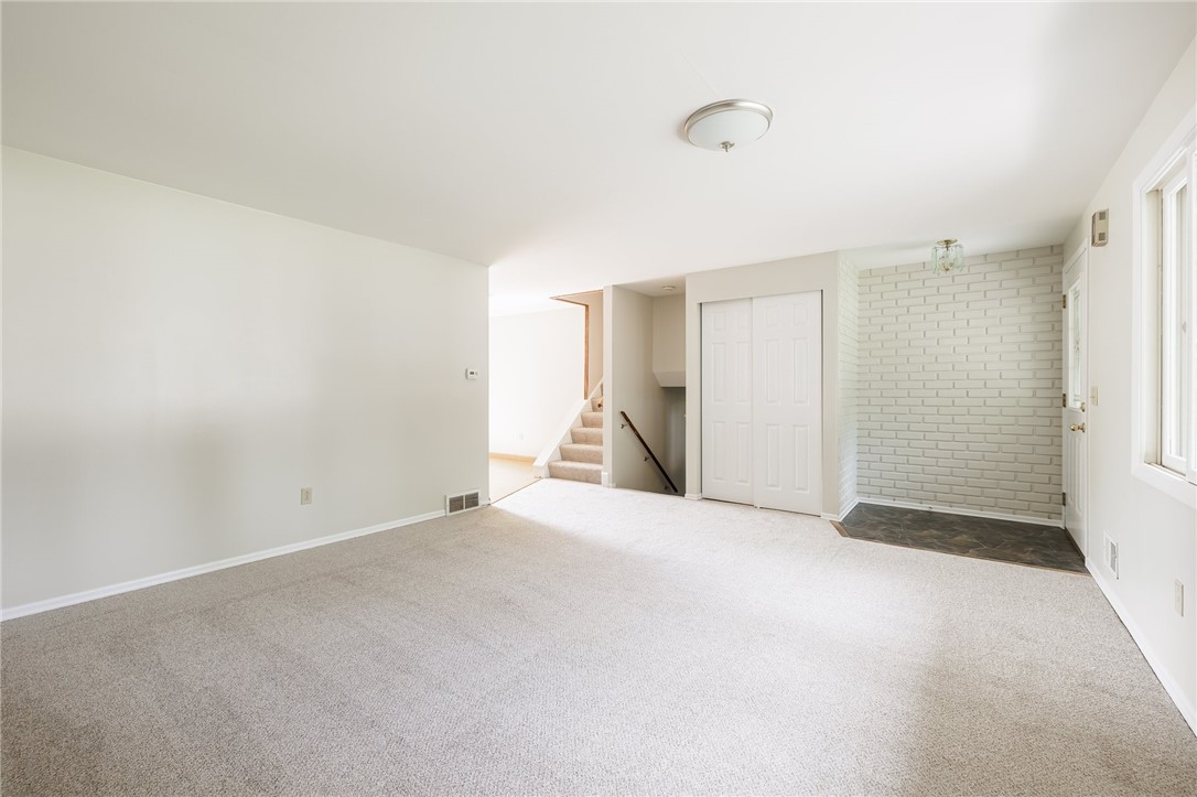 328 Village Walk Circle