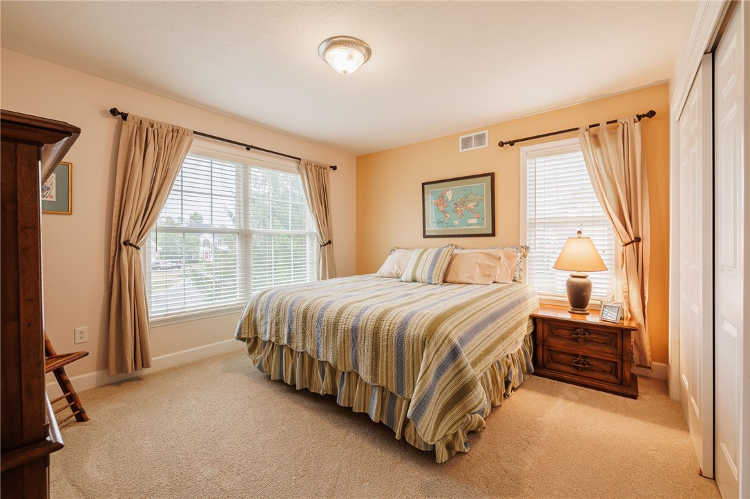 5 Leeds Circle