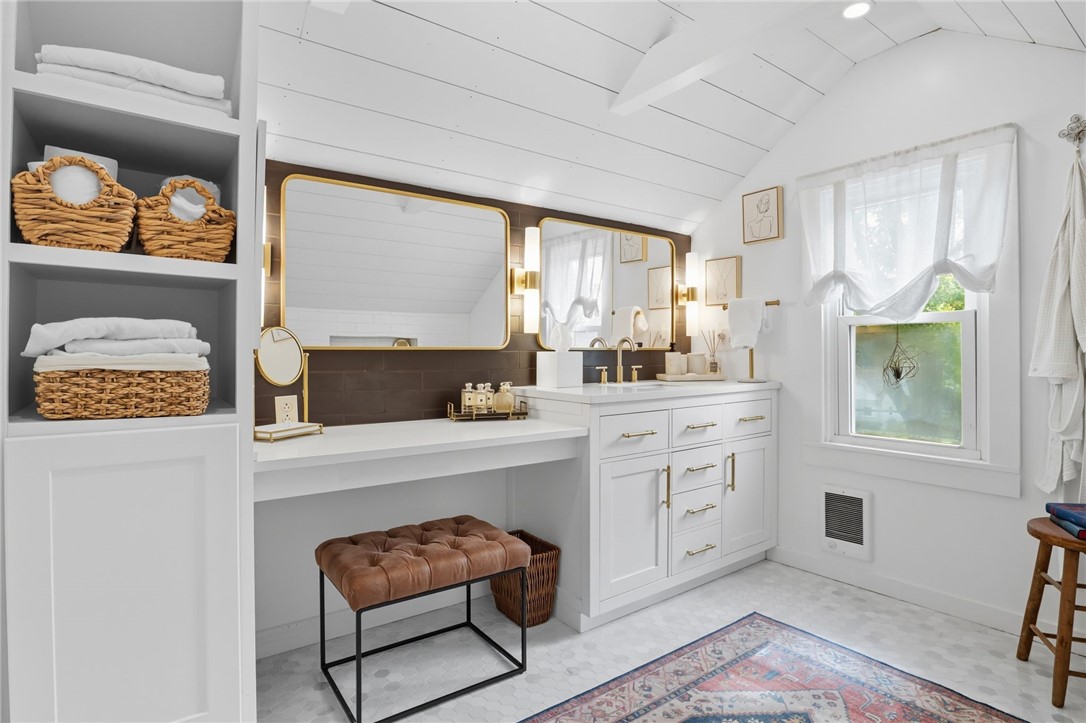 162 Chestnut Ridge Road