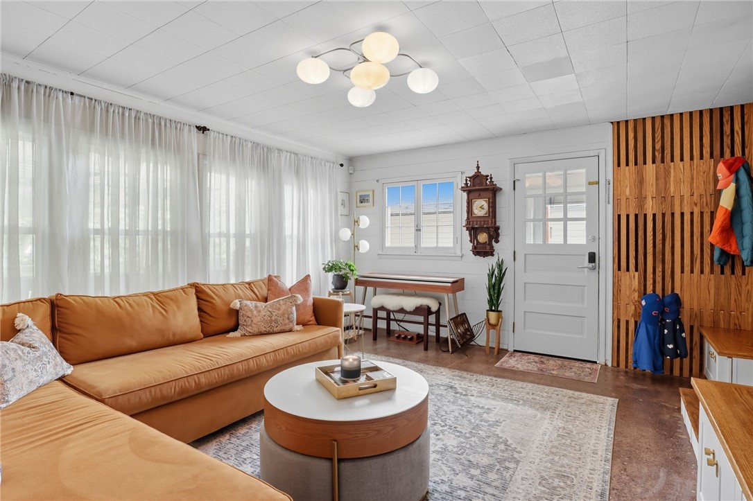 162 Chestnut Ridge Road