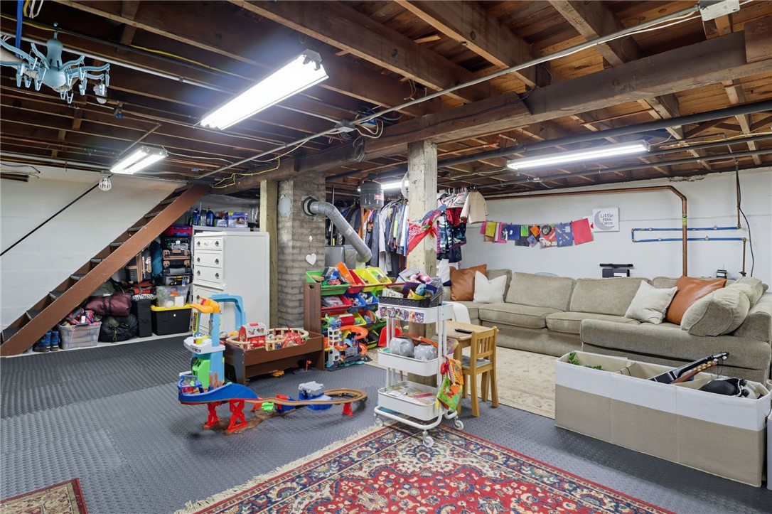 162 Chestnut Ridge Road