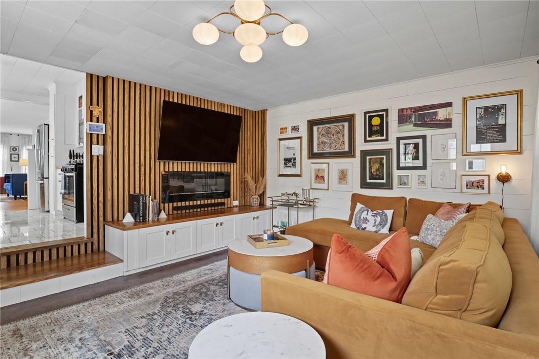 162 Chestnut Ridge Road