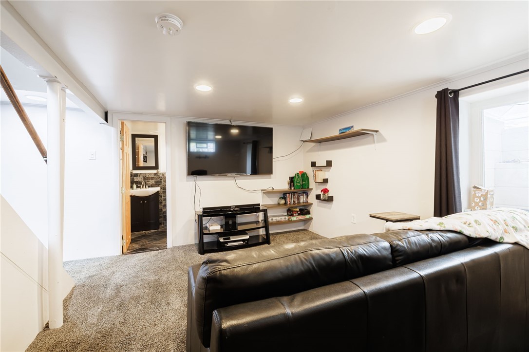 60 Peddington Circle