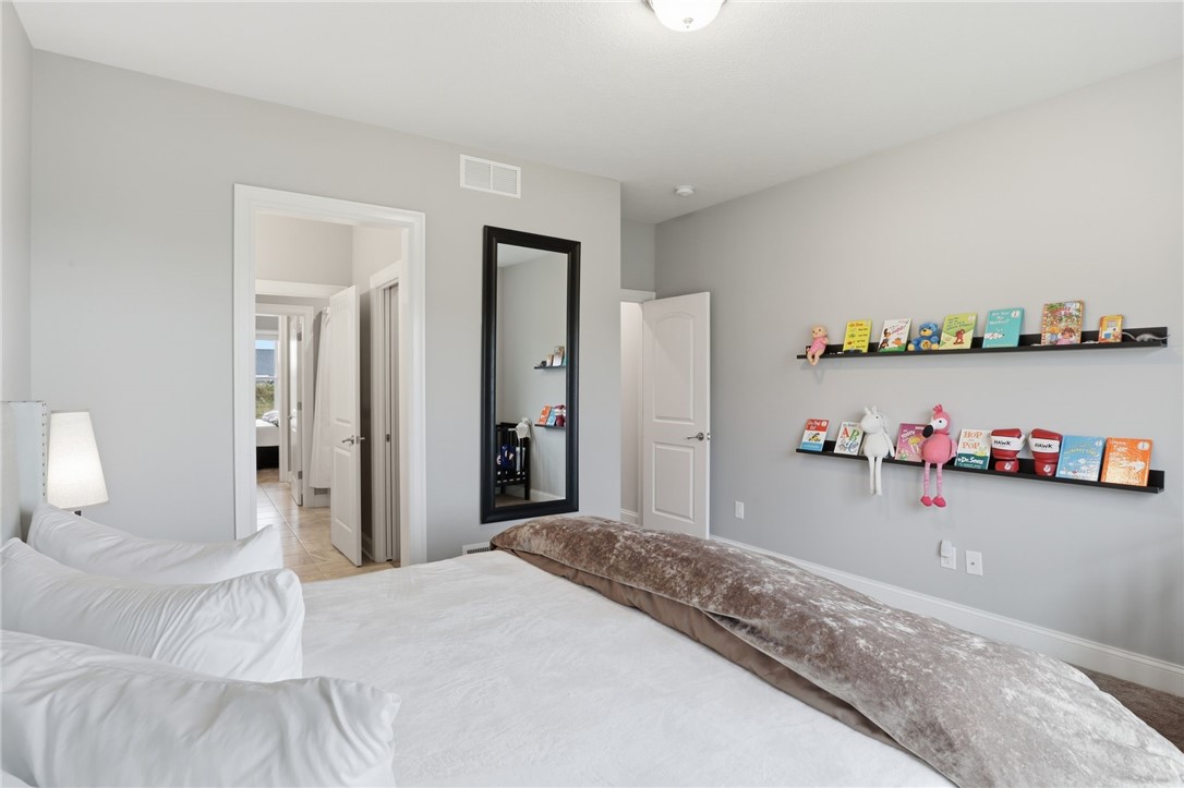 19 Lexton Way