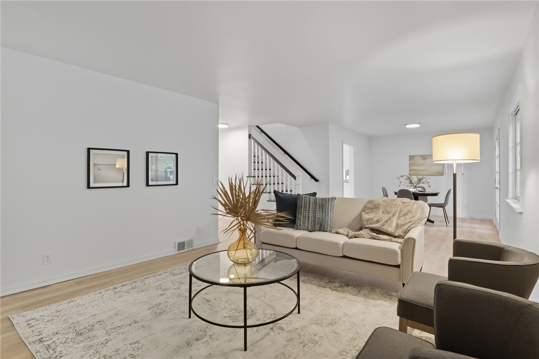 180 Bonnie Brae Avenue