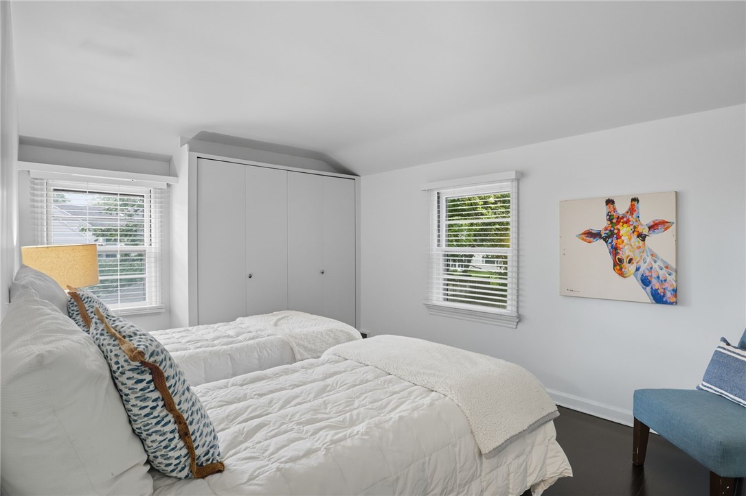 180 Bonnie Brae Avenue