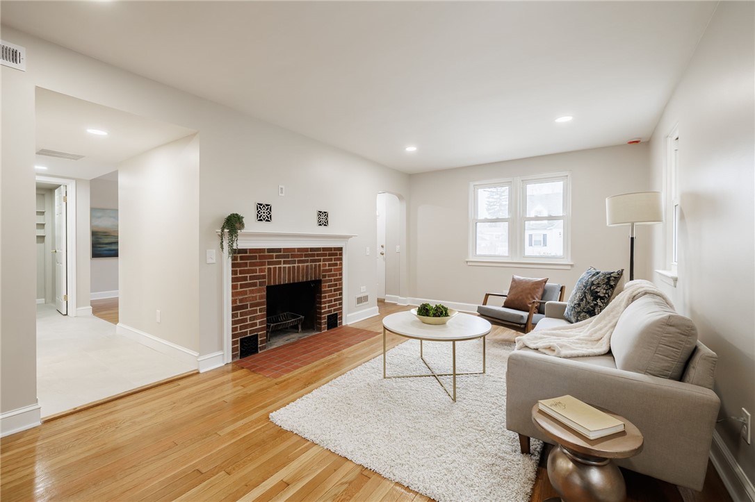 122 Astor Drive