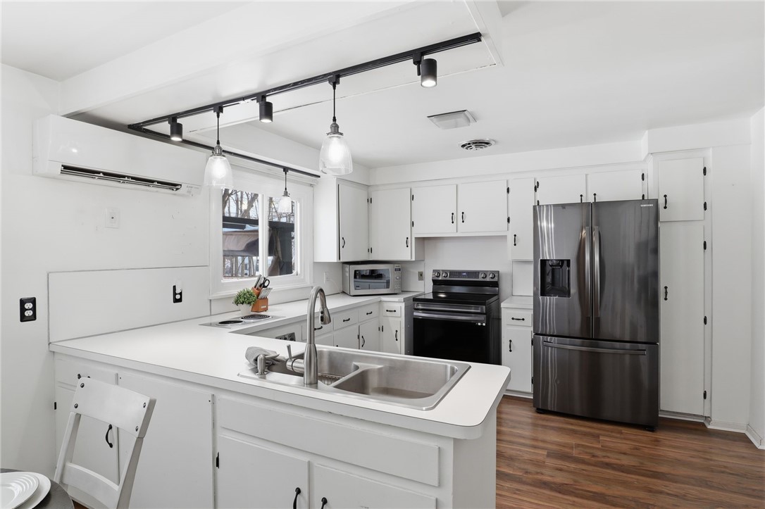 2128 West Jefferson Road