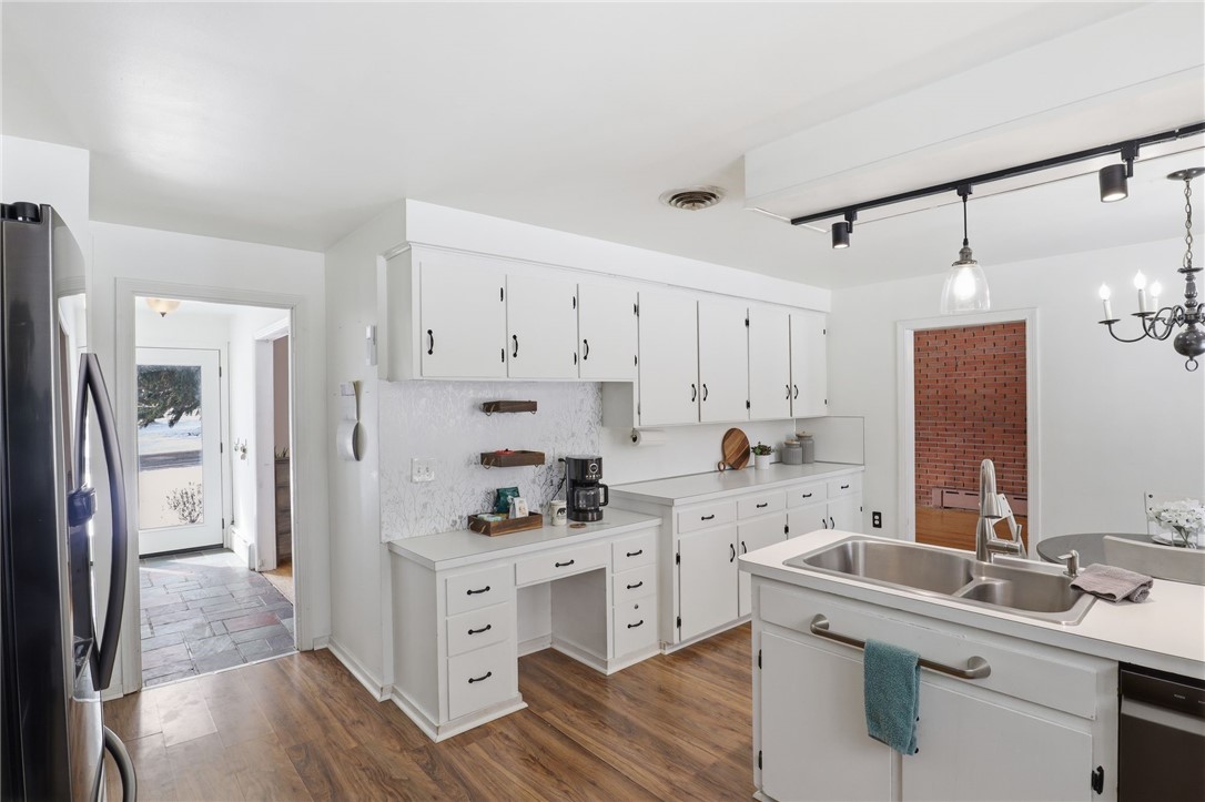 2128 West Jefferson Road