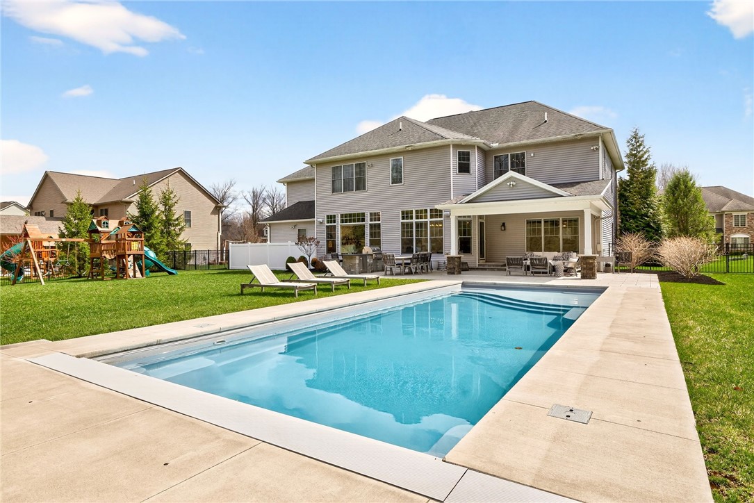 22 Greythorne Hill