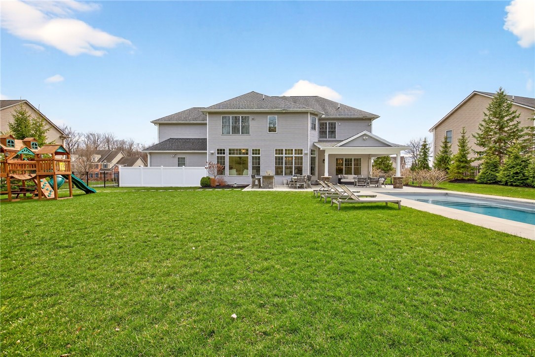 22 Greythorne Hill